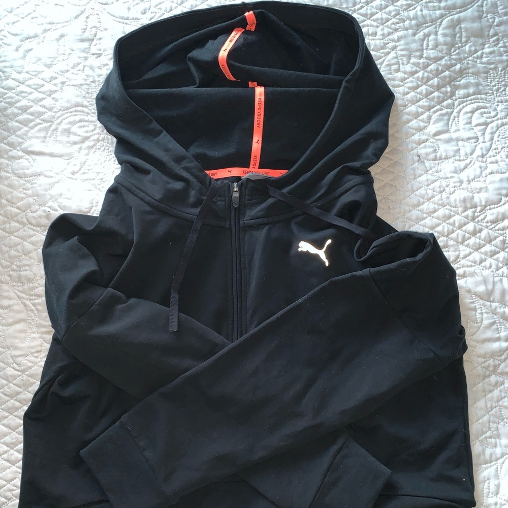 Black Puma half zip sweatshirt never worn!